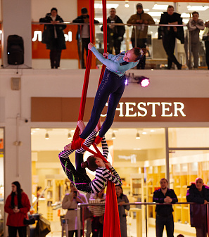 14 февраля – Шопинг и Любовь