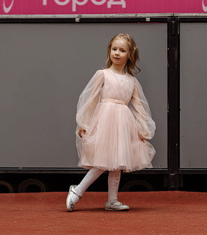 11 апреля – Модный показ