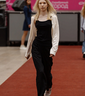 11 апреля – Модный показ