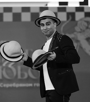 14 февраля – Шопинг и Любовь