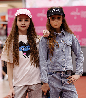 11 апреля – Модный показ