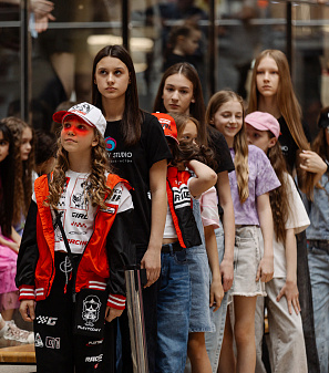 11 апреля – Модный показ