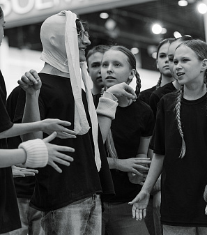 21 марта – День театра