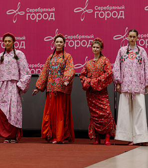 11 апреля – Модный показ