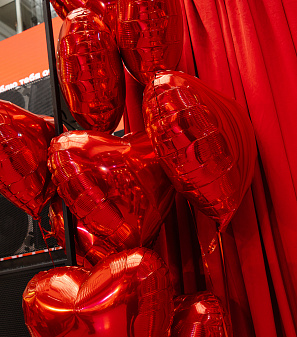 14 февраля – Шопинг и Любовь