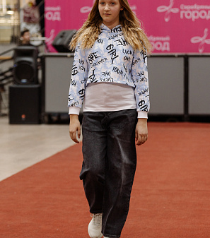 11 апреля – Модный показ