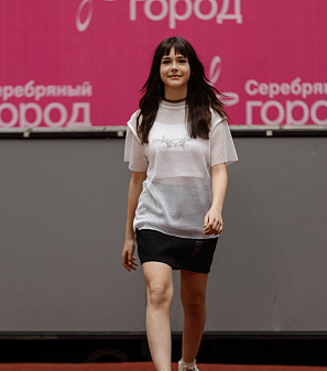 11 апреля – Модный показ