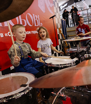 14 февраля – Шопинг и Любовь