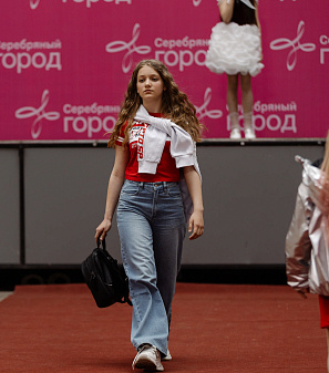 11 апреля – Модный показ