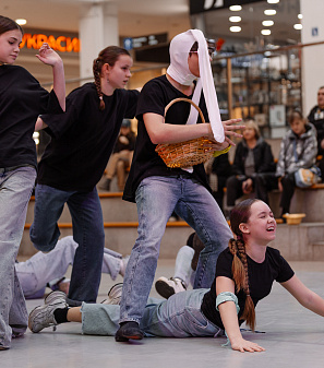 21 марта – День театра