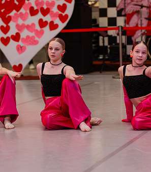 14 февраля – Шопинг и Любовь