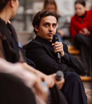 21 марта – День театра