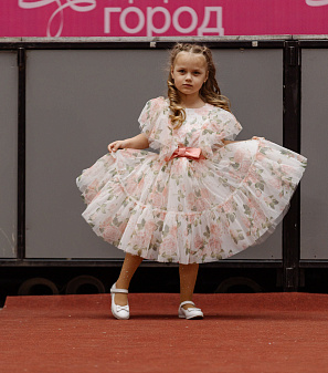 11 апреля – Модный показ